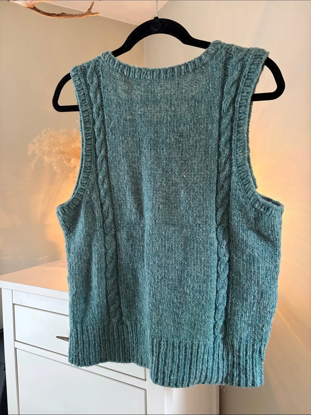 One of a Kind Coastal Sweater Vest - Picture 6 of 7